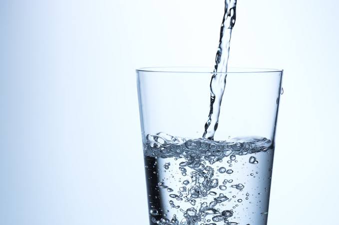 認知症予防に水を飲む